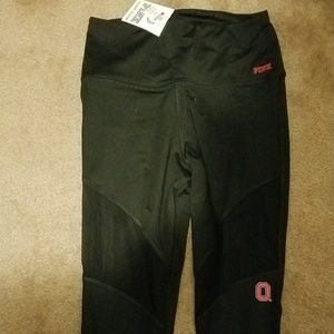 VS pink Ohio State yoga pants